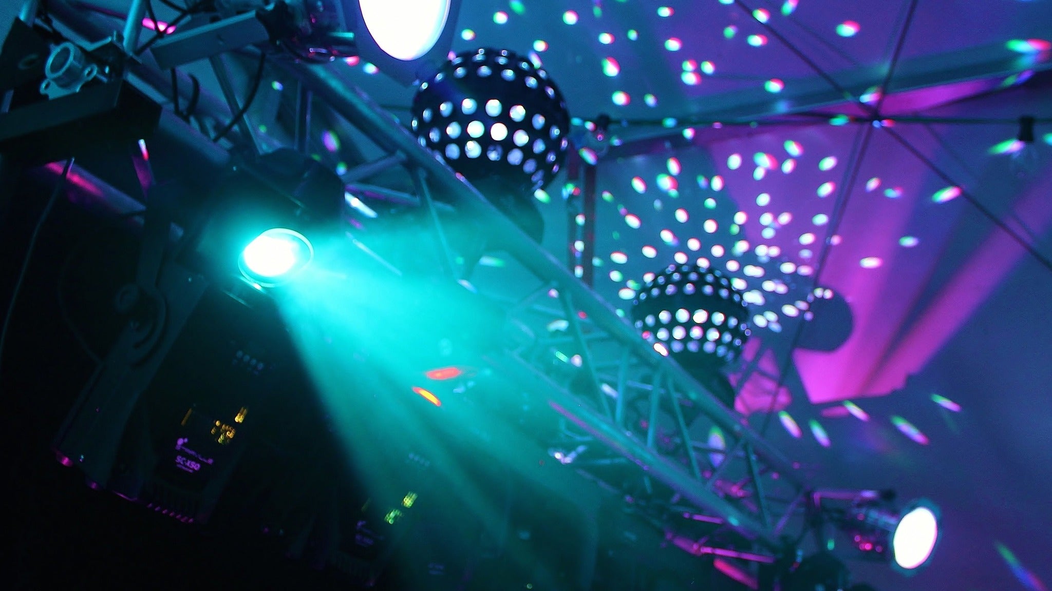MON JOUR DE CHANCE: Yutz's Electrifying Night!